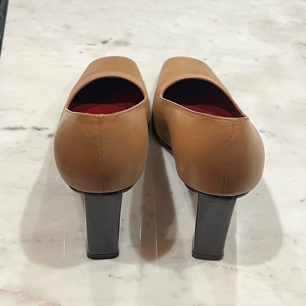 Lauren Ralph Lauren Tan Heels - Picture 3 of 5
